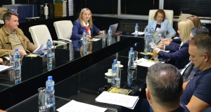 ОДРЖАНА СЕДНИЦА НА ОДБОРОТ ЗА СОРАБОТКА И ДОВЕРБА СО ЈАВНОСТА НА ФАКУЛЕТОТ ЗА МЕНАЏМЕНТ НА ЧОВЕЧКИ РЕСУРСИ
